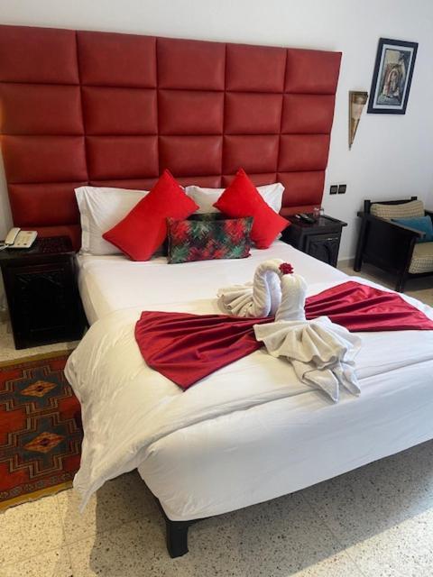 Hotel La Perle Du Sud Ouarzazate Buitenkant foto