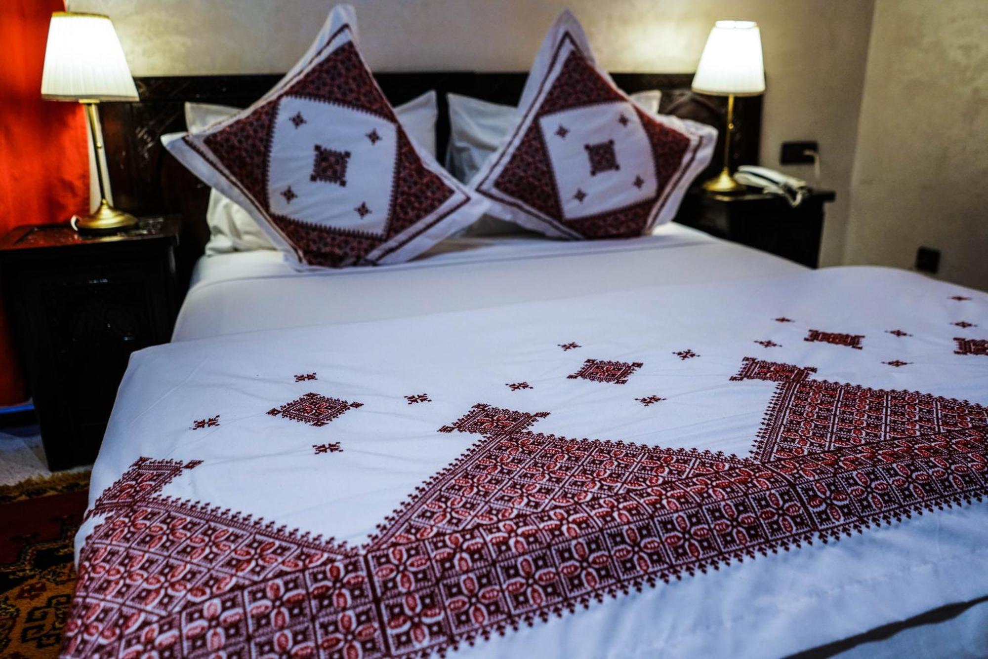Hotel La Perle Du Sud Ouarzazate Buitenkant foto